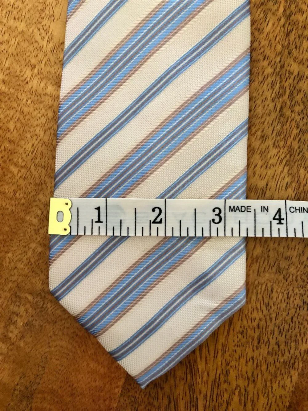 Barcelona Cravate, Diagonal Blue and Off White Striped Tie